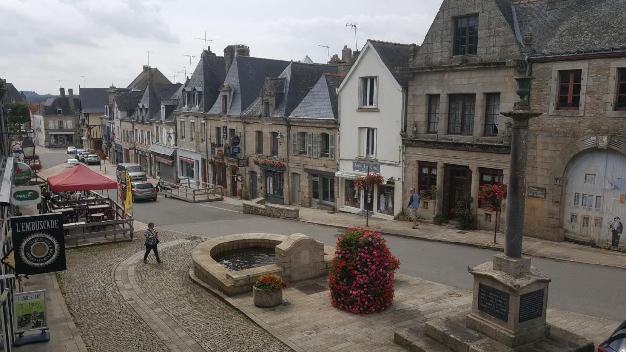 Chambres d'hôtes au centre de Guémené-sur-Scorff Esterno foto
